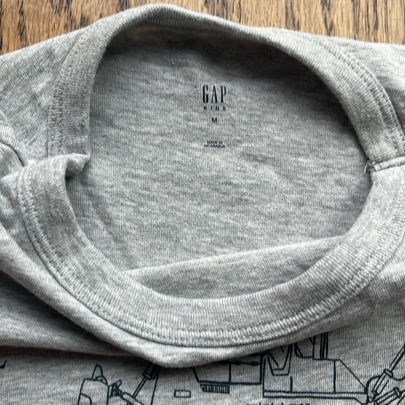 Lot of 4 Gap Kids Boys long sleeve Tee size M (8) - Picture 9 of 9